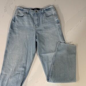 Hollister Light Blue High Rise Mom Jeans 5L size 27
